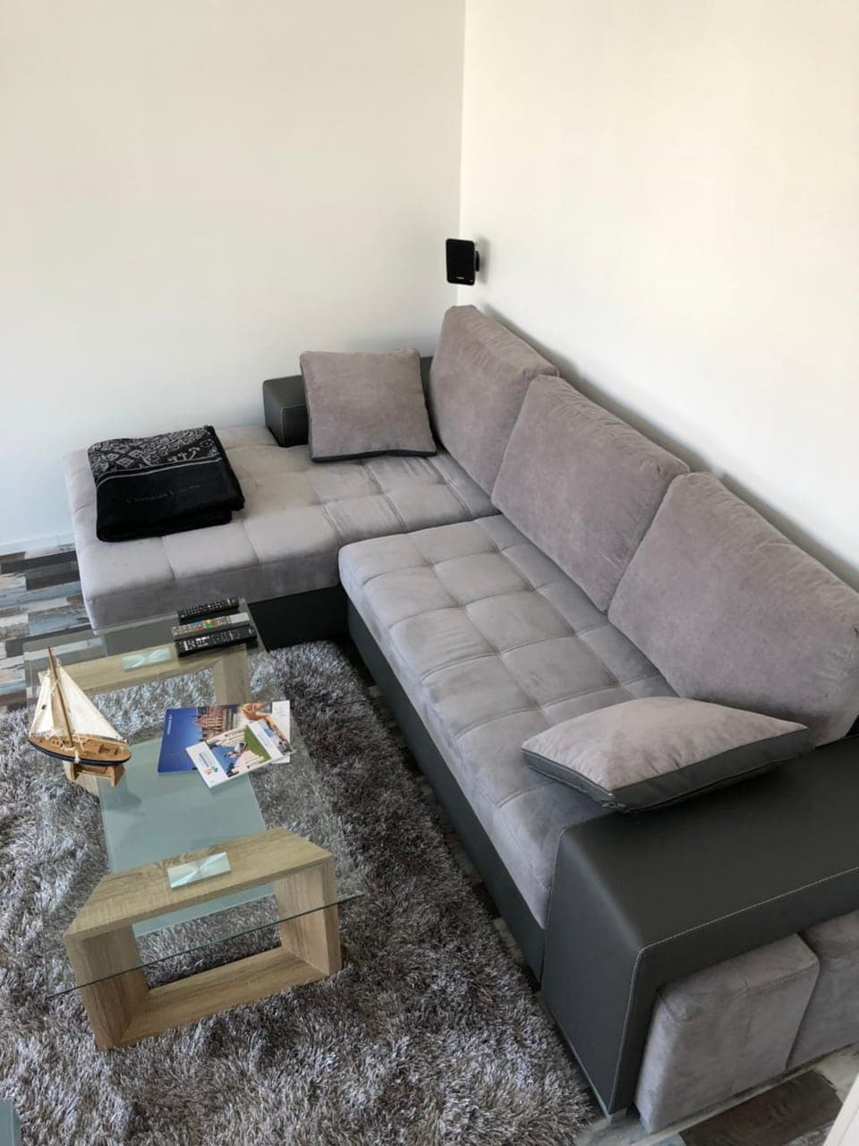 Bed, Living room, Lounge or bar, Seating area