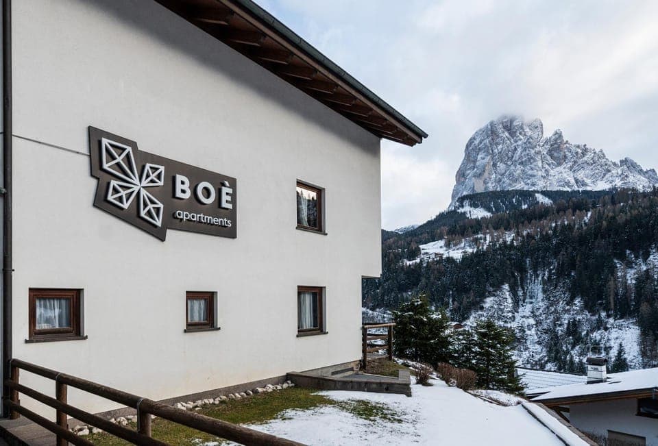 Property building, Winter