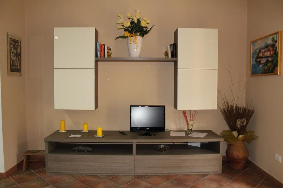 Communal lounge/ TV room, TV and multimedia, Living room