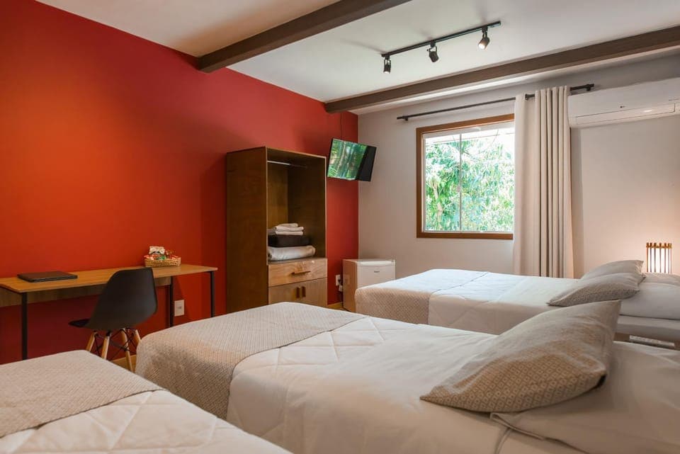 Bed, TV and multimedia, Bedroom, microwave, oven, air conditioner