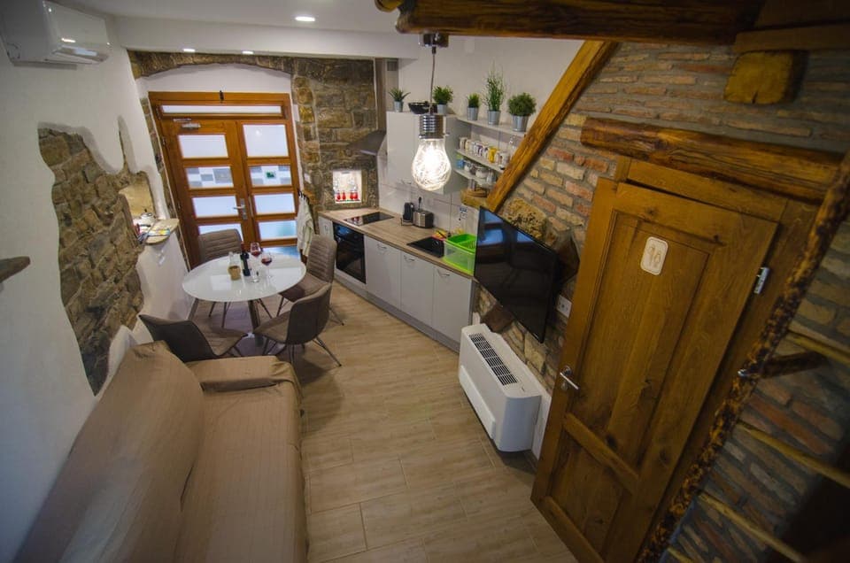 Kitchen or kitchenette, Living room, Dining area