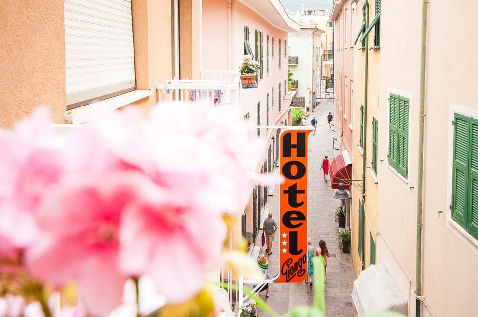 Day, Property logo or sign, Neighbourhood, Street view