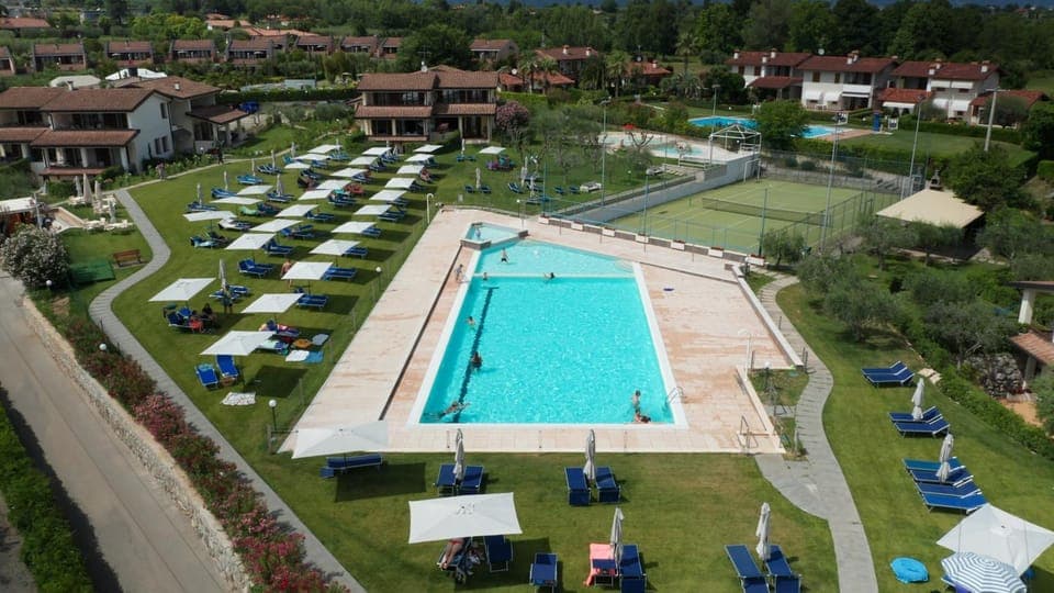 Bird's eye view, Garden, Pool view, sunbed