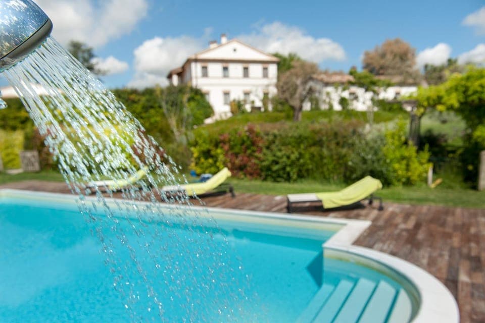 Swimming pool, Swimming pool