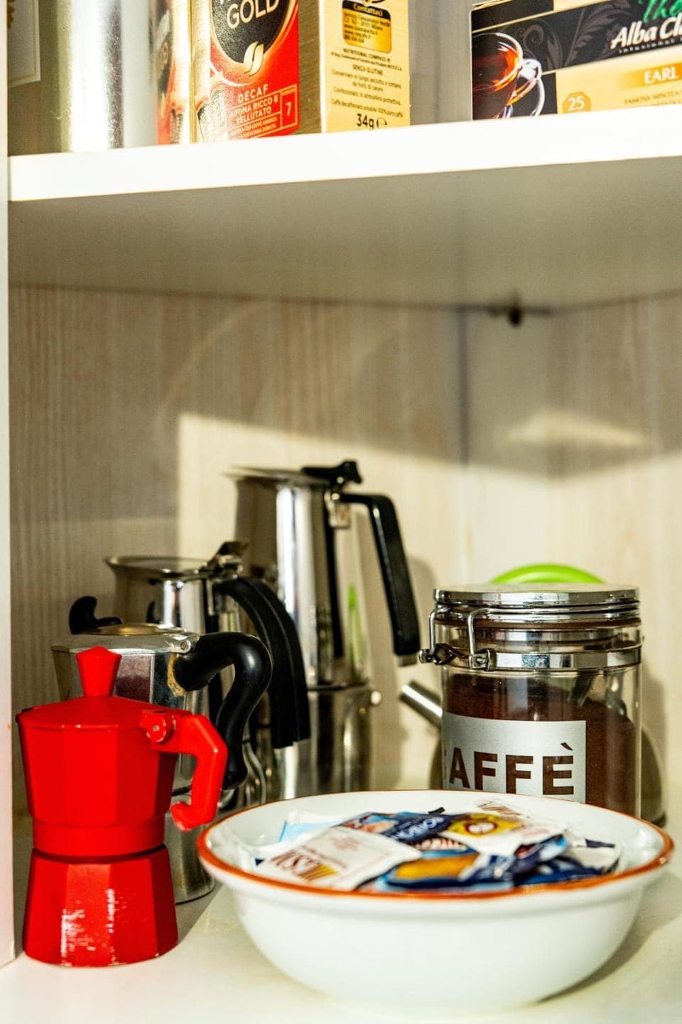 Coffee/tea facilities, Kitchen or kitchenette, Food and drinks, Food