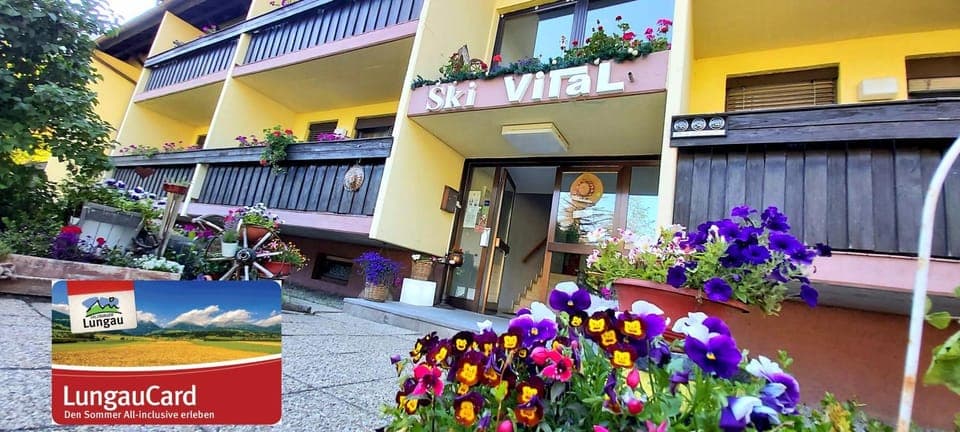 Property building, Facade/entrance, Garden