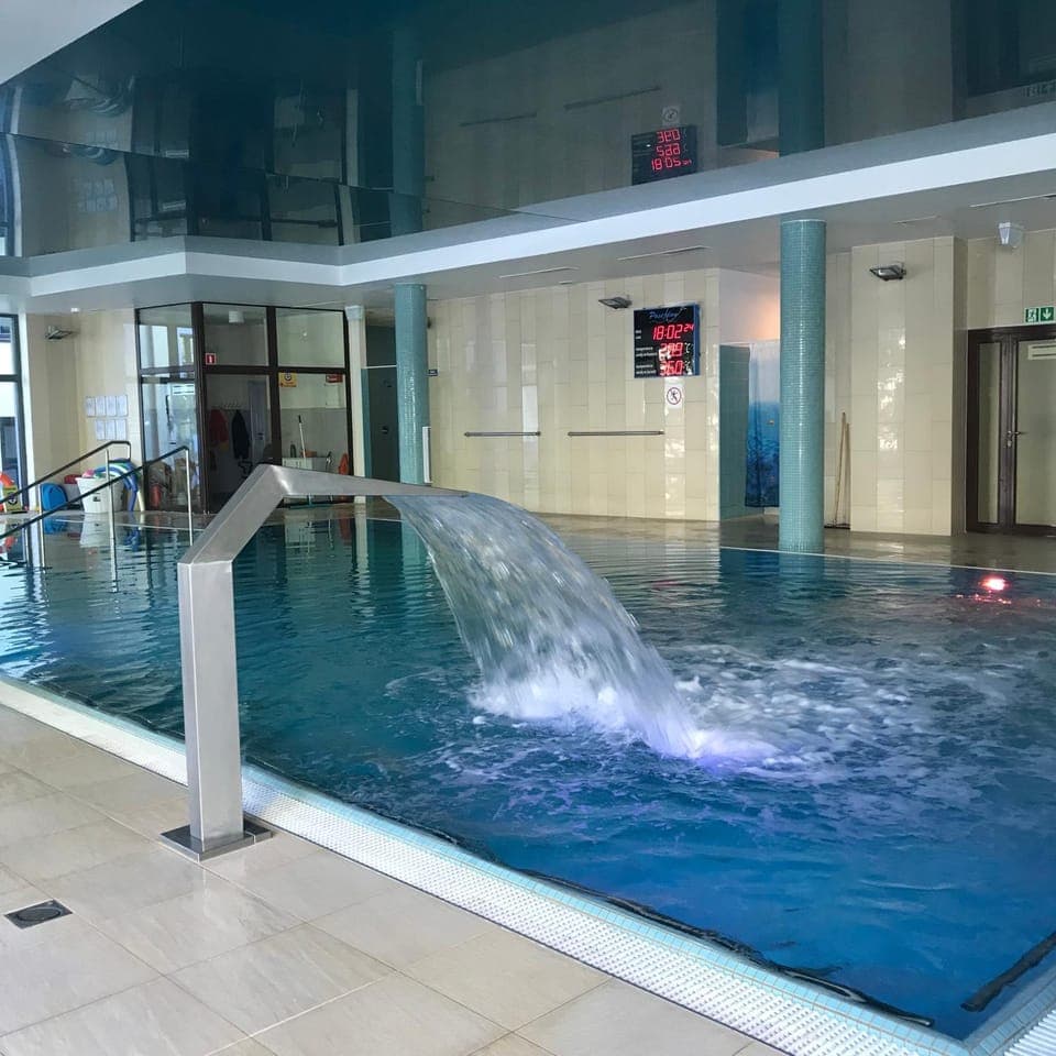 Swimming pool, Swimming pool