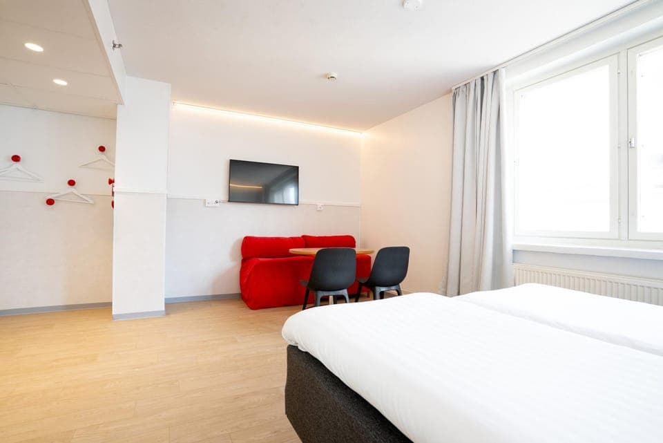 Bed, TV and multimedia, Living room, Bedroom, wardrobe