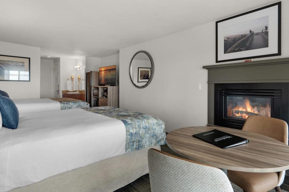 Photo of the whole room, Seating area, fireplace