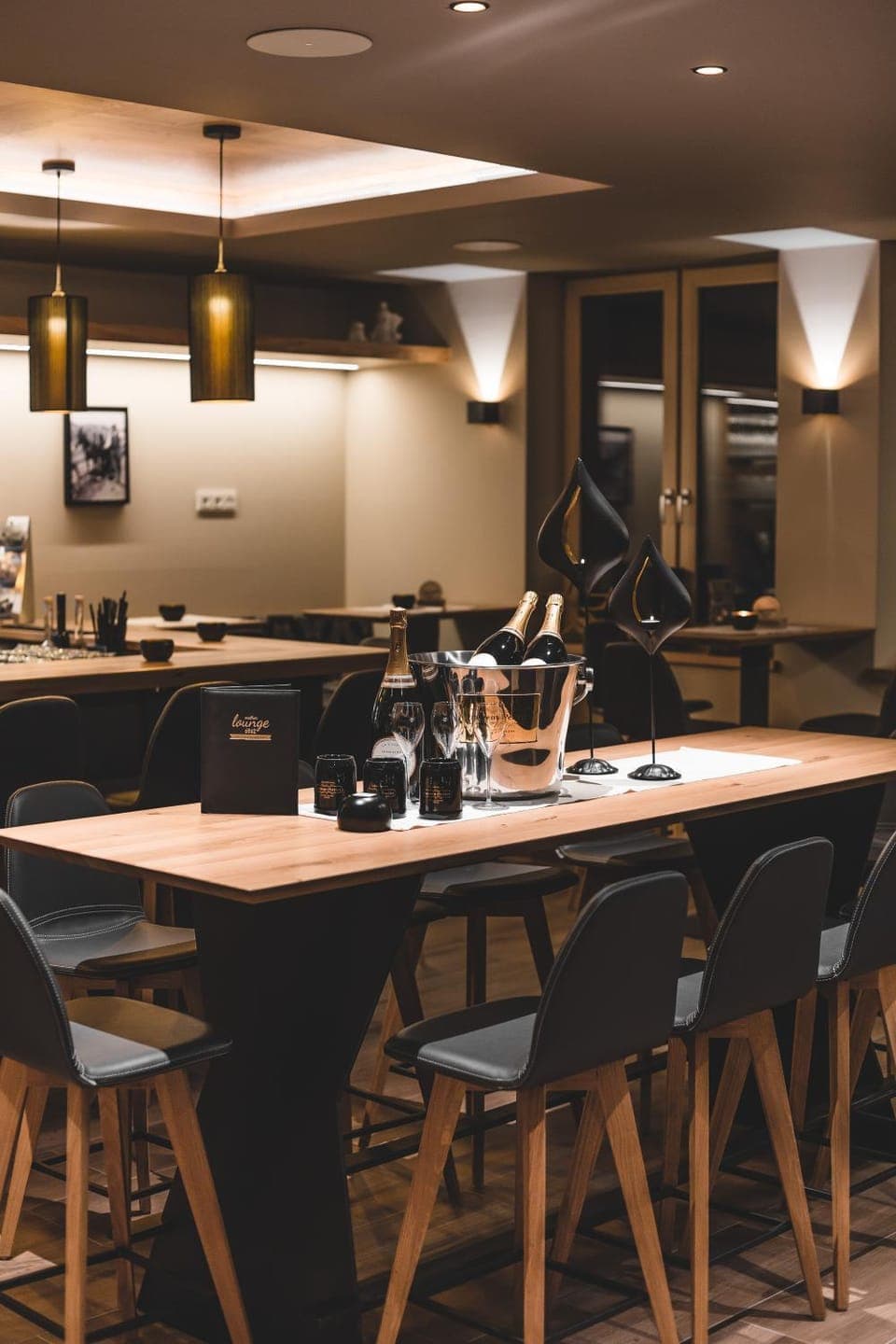 Seating area, Drinks