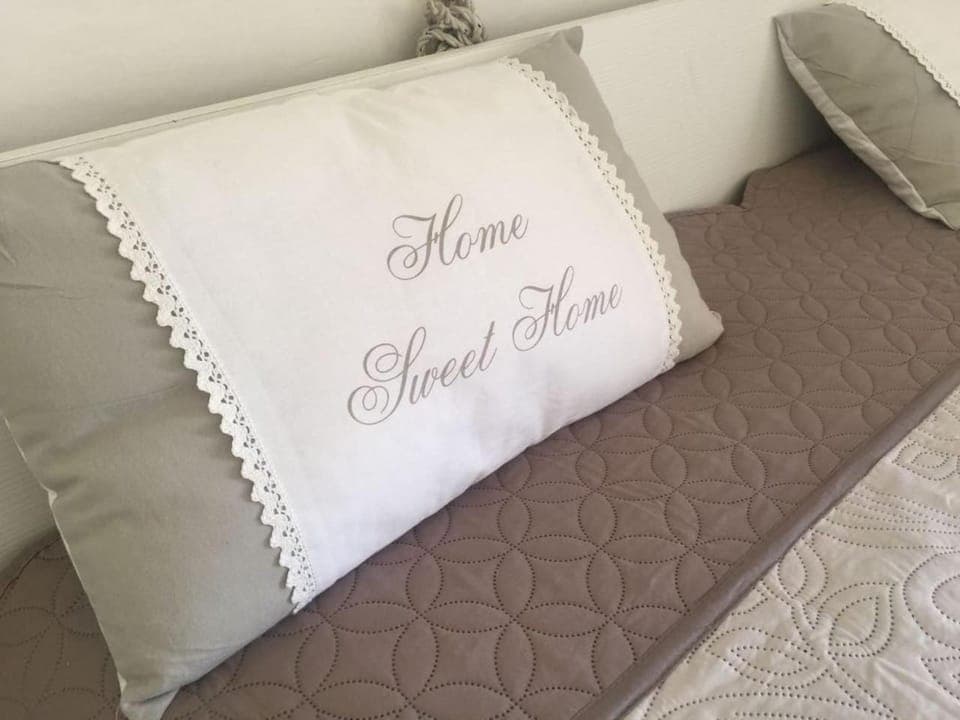 Bed, Decorative detail