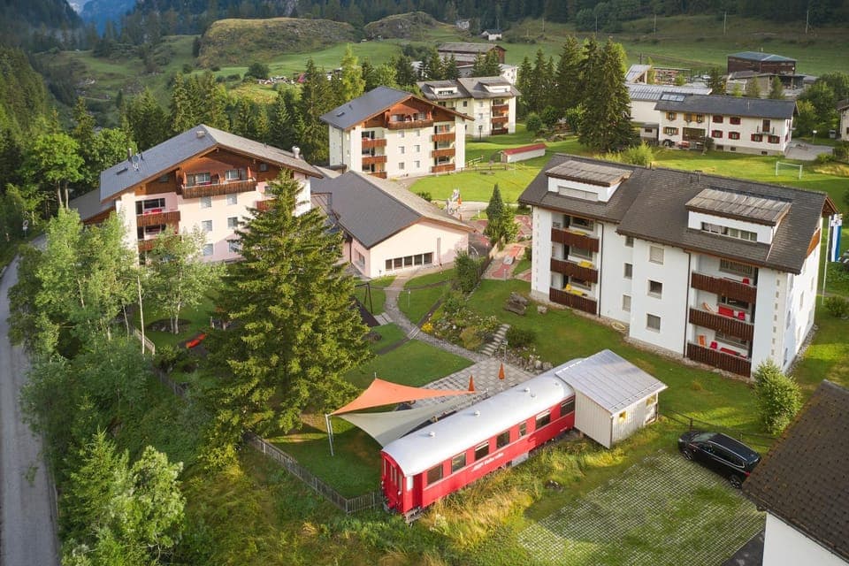 Property building, Bird's eye view