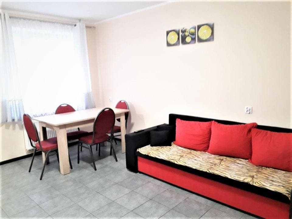 Living room, Photo of the whole room