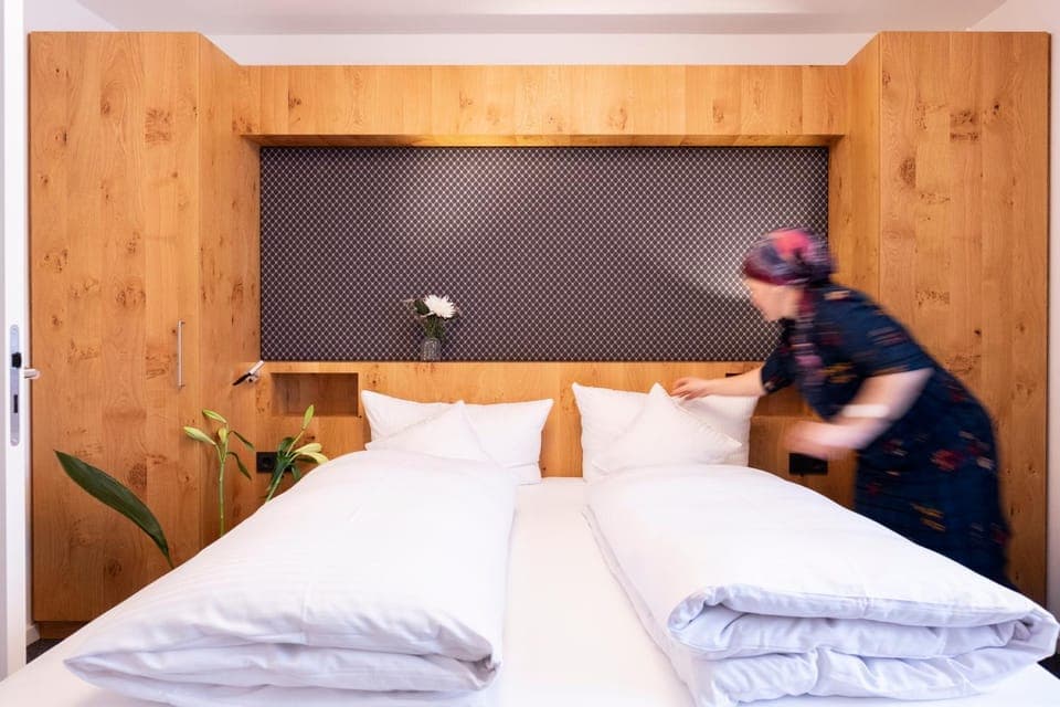 Staff, Decorative detail, Bedroom