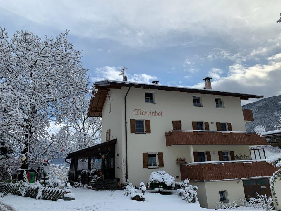 Property building, Winter