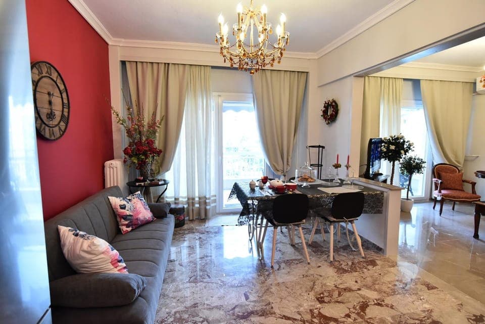 Kitchen or kitchenette, Living room