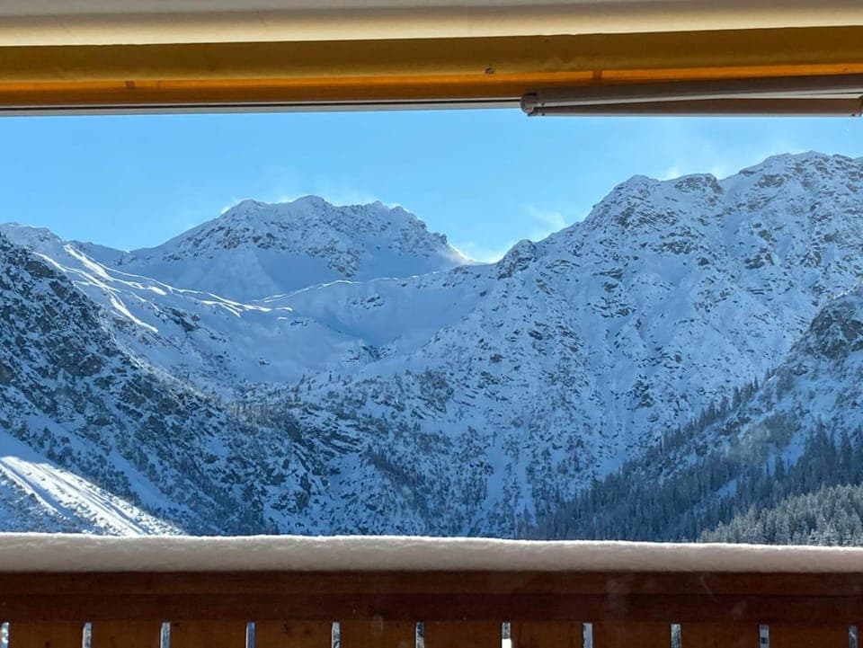 View (from property/room), Mountain view