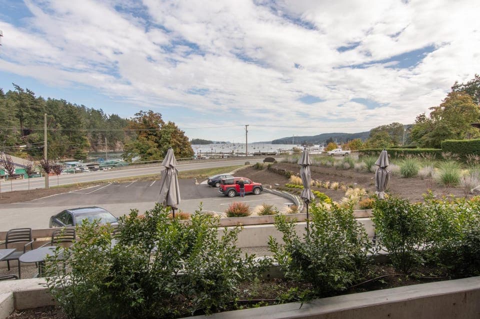 Natural landscape, Parking