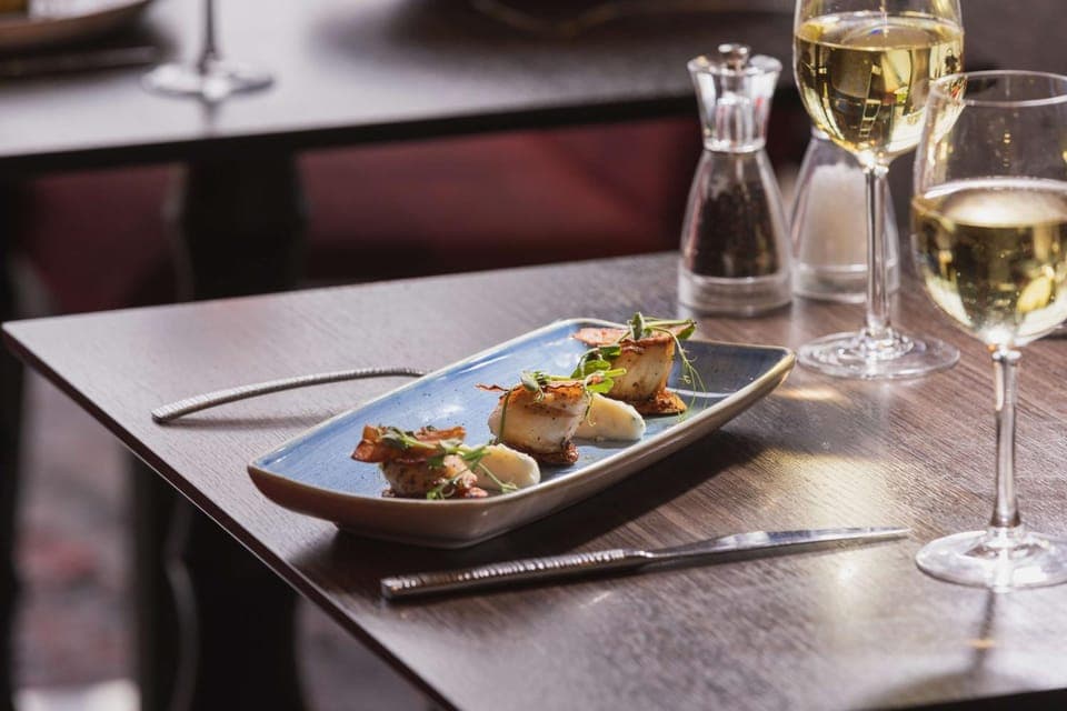 Restaurant/places to eat, Food, Dinner