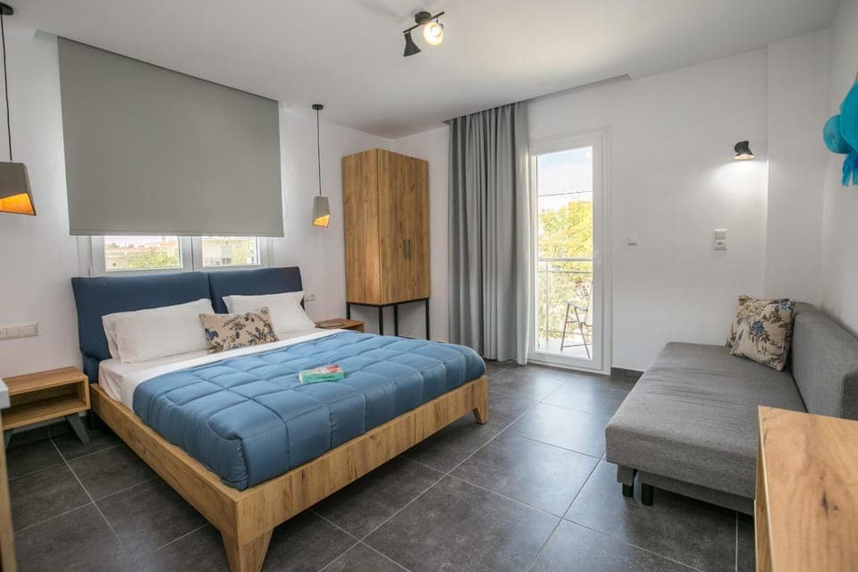 Bed, Photo of the whole room