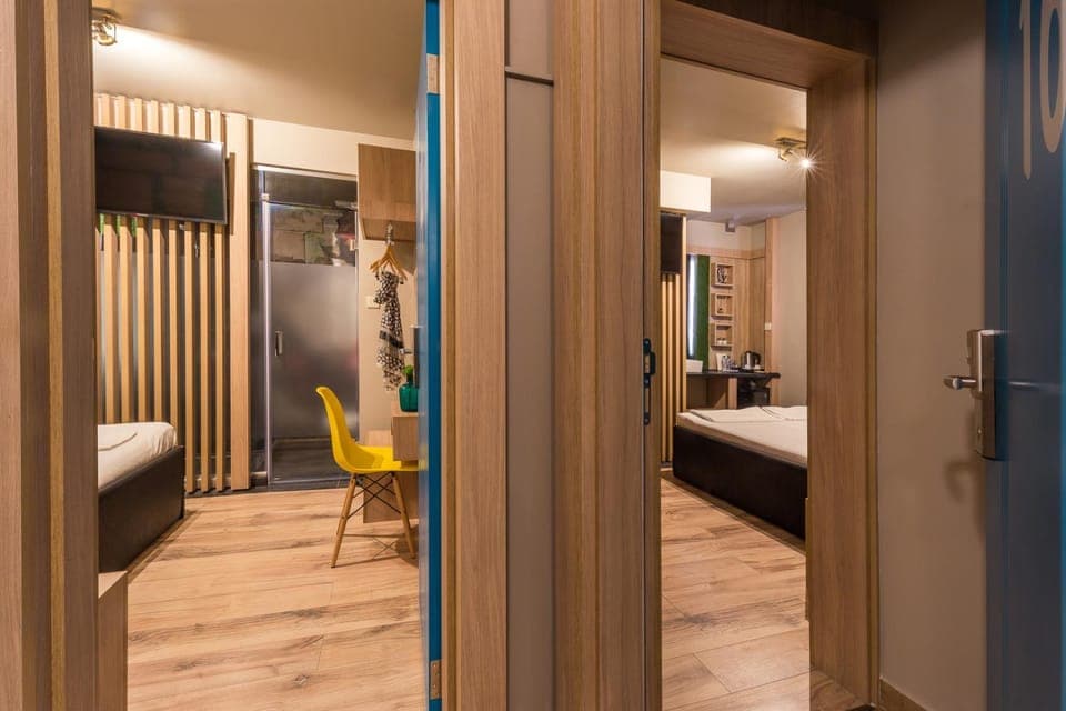 Coffee/tea facilities, Photo of the whole room, Bedroom