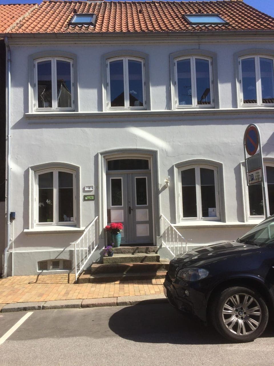 Property building, Facade/entrance