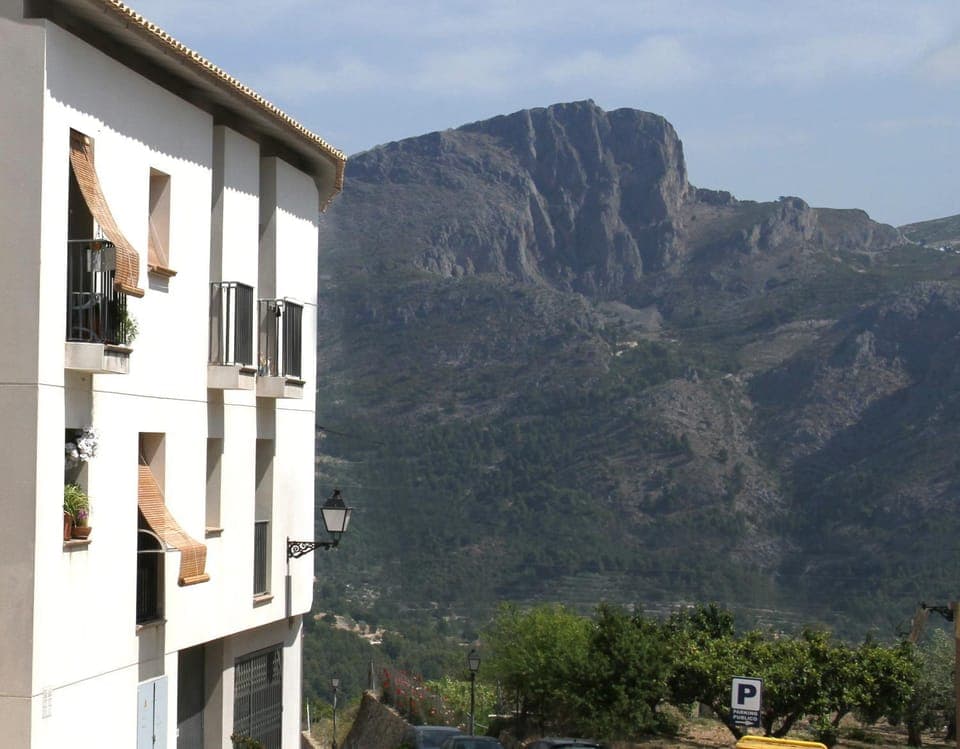 Property building, Facade/entrance, Mountain view