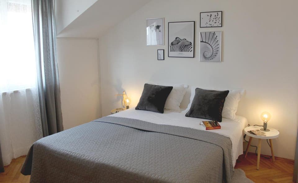 Marjan Hill Apartment - close to center & garage Apartment in Split
