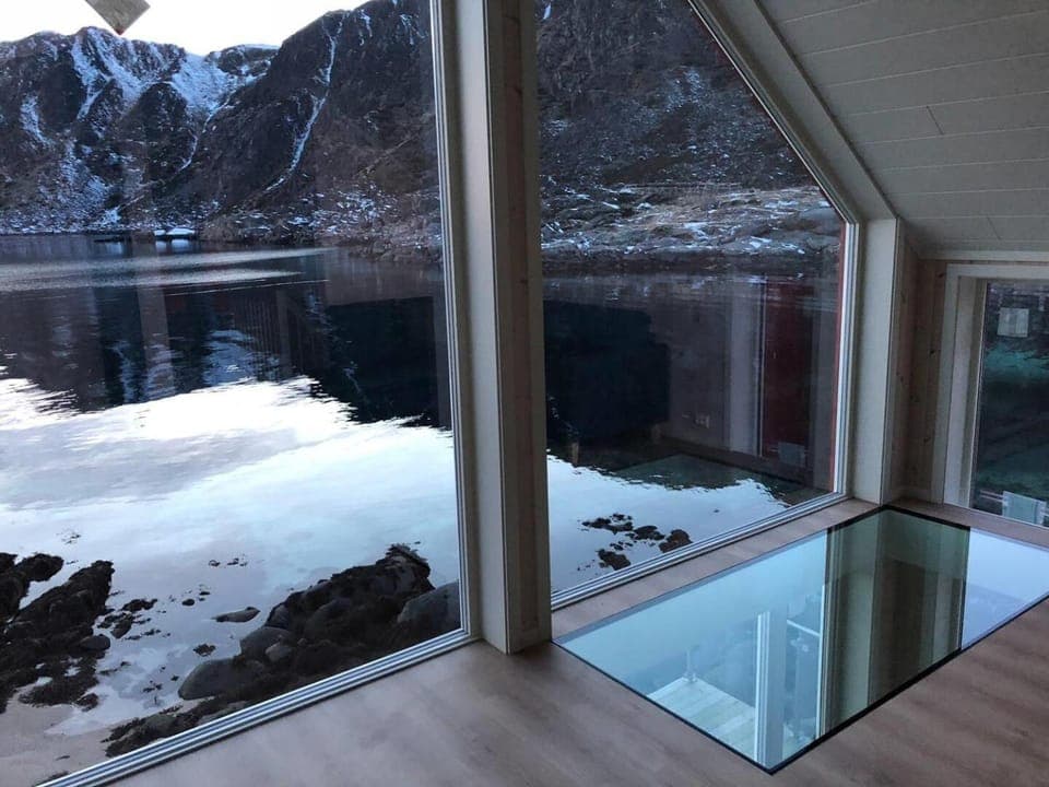 View (from property/room), Mountain view, Sea view