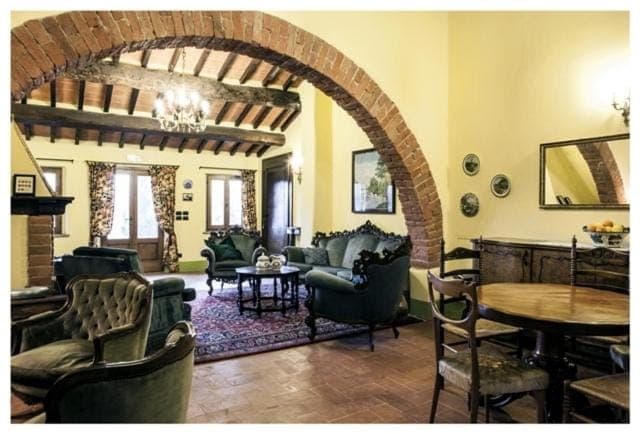 Communal lounge/ TV room, Seating area