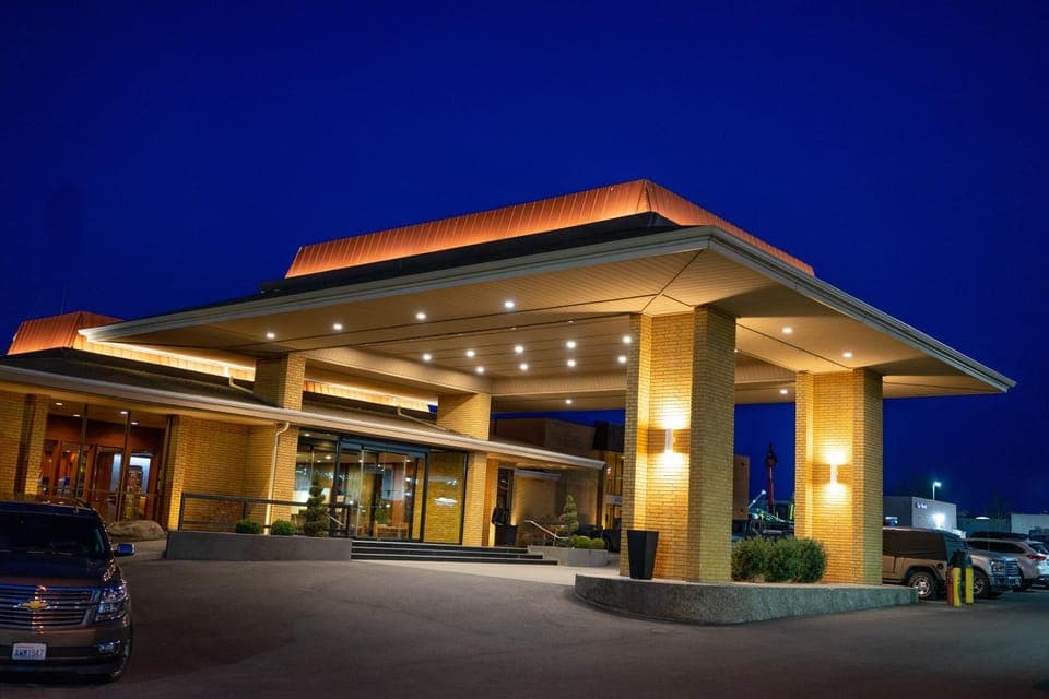 Property building, Night