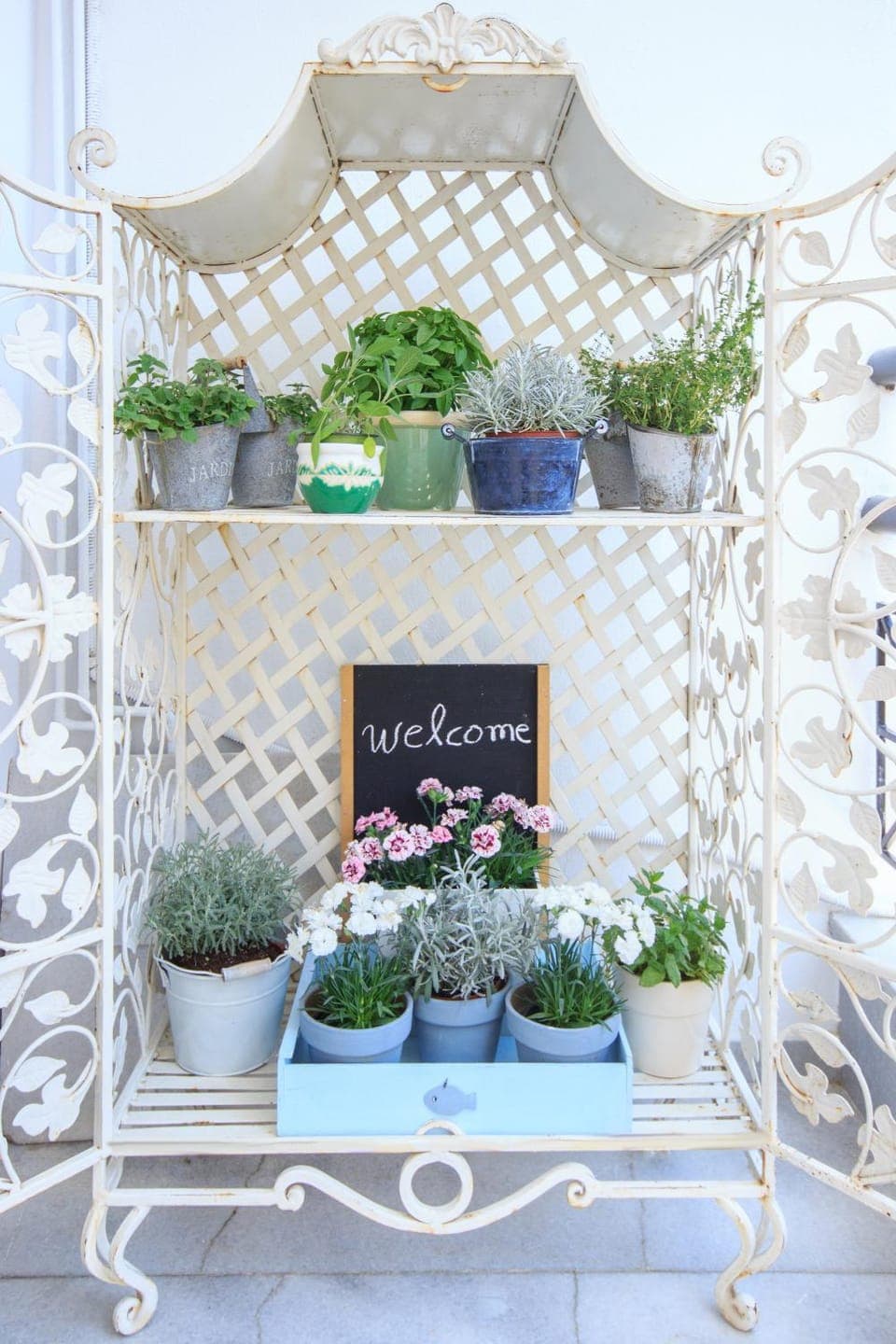 Balcony/Terrace, Decorative detail