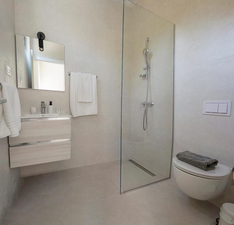 Shower, Toilet, Bathroom