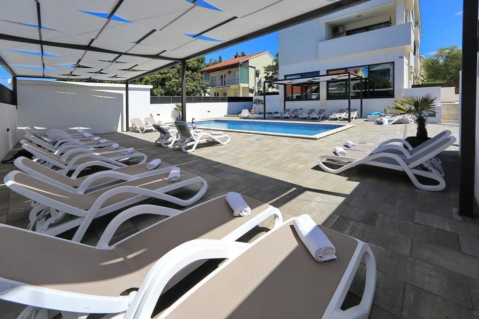 Property building, Swimming pool