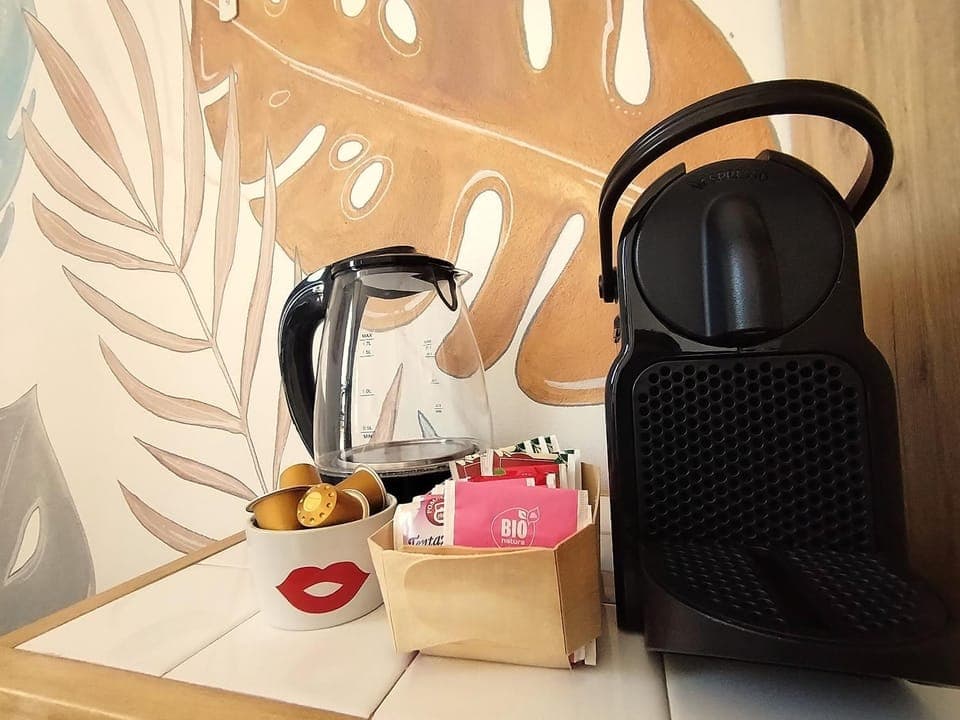 Coffee/tea facilities