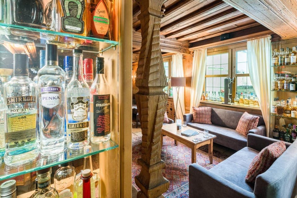 Restaurant/places to eat, Lounge or bar, Drinks