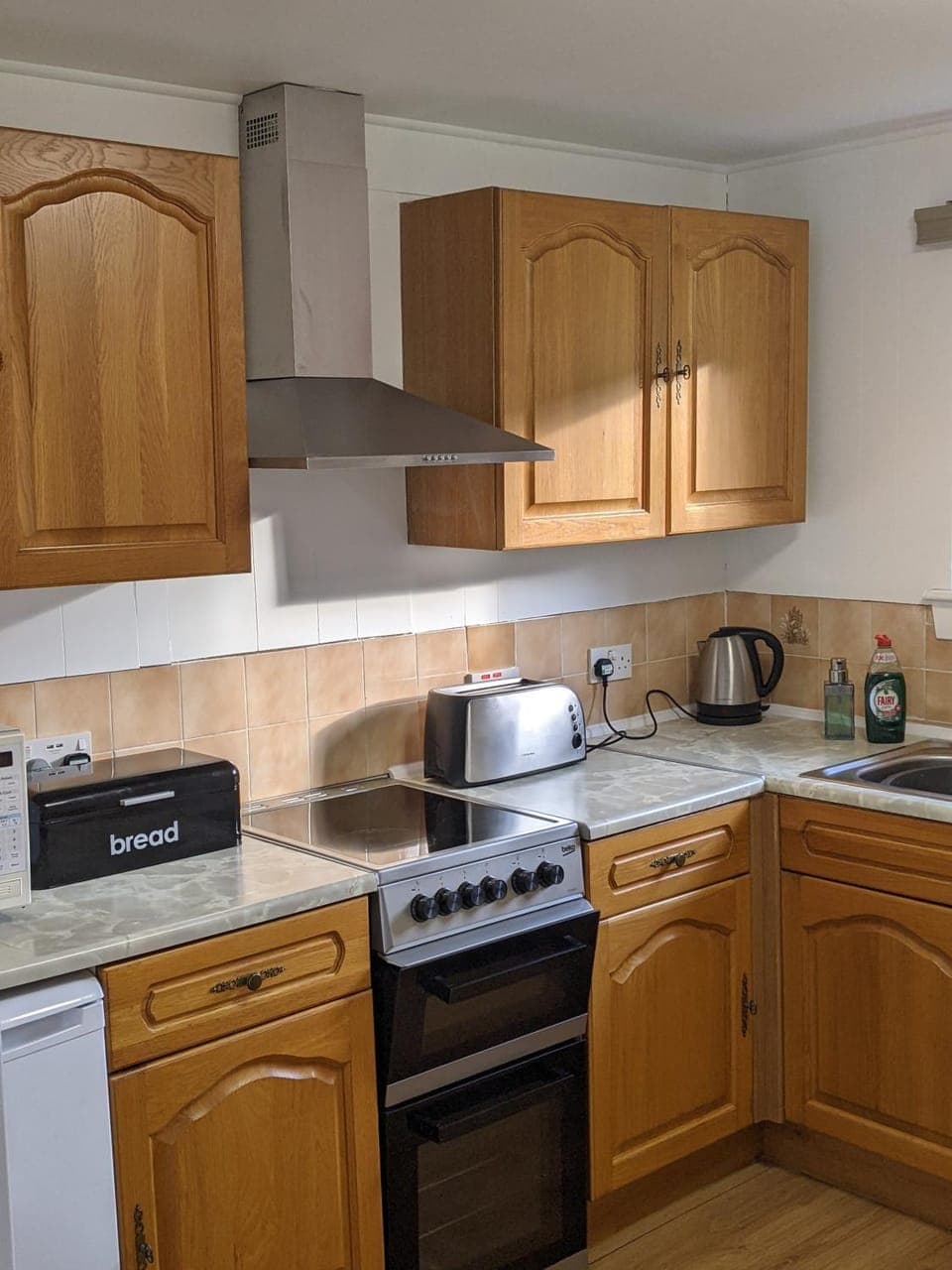 pet friendly, kitchen