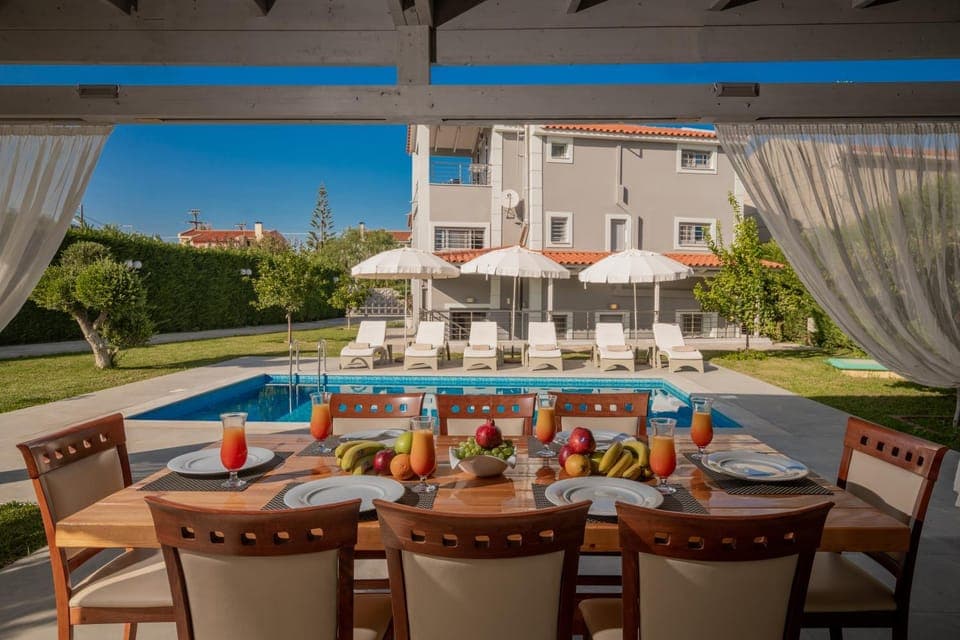 Property building, Swimming pool