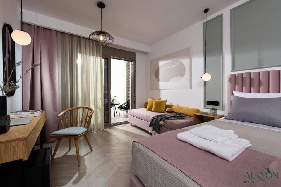 Bed, Photo of the whole room