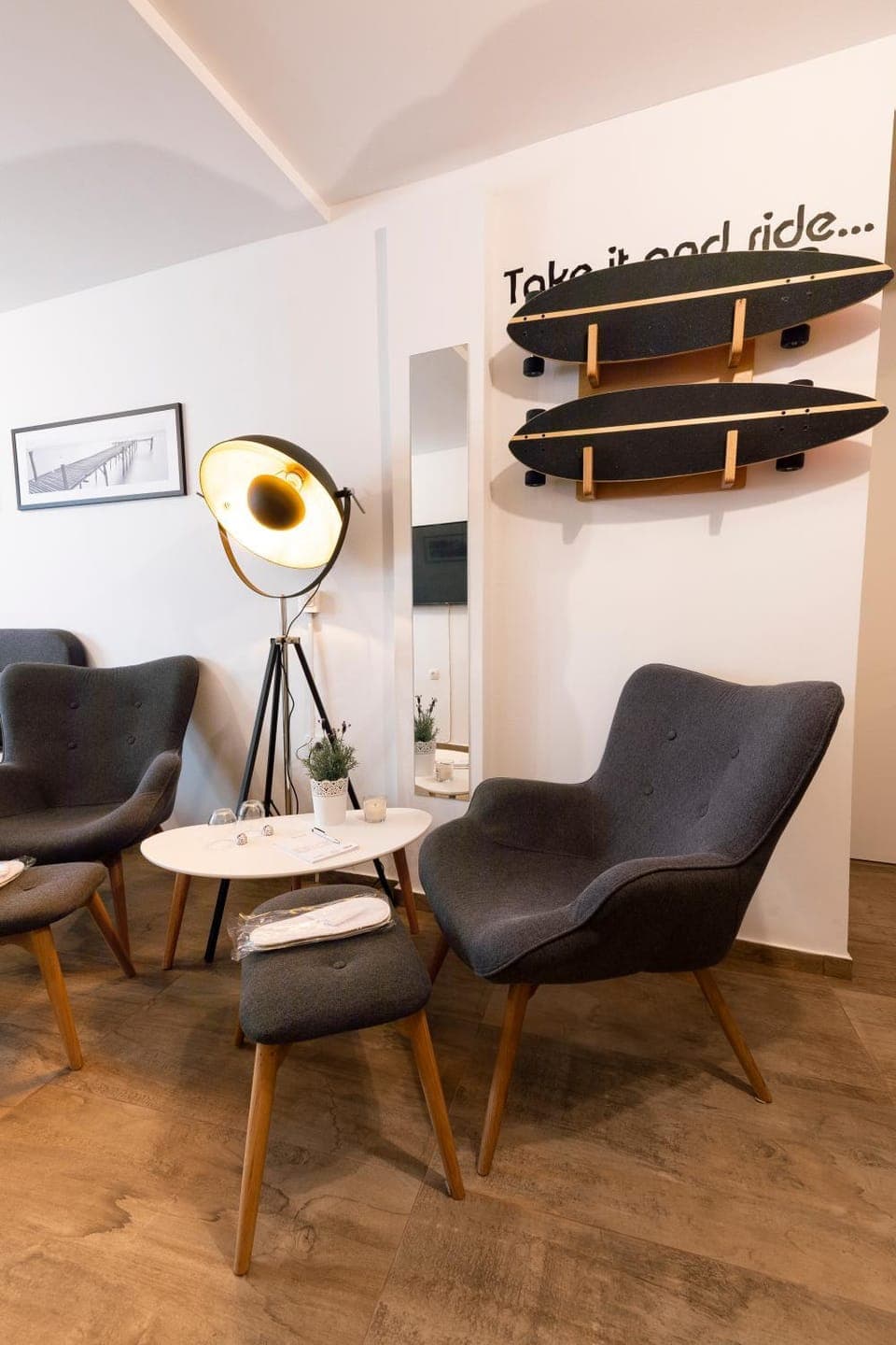 Seating area, Entertainment