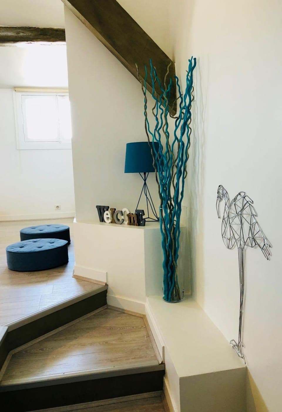 Decorative detail, Area and facilities