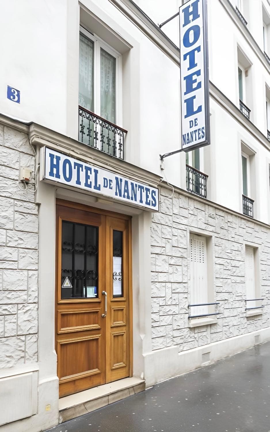 Property logo or sign, Logo/Certificate/Sign, Text overlay