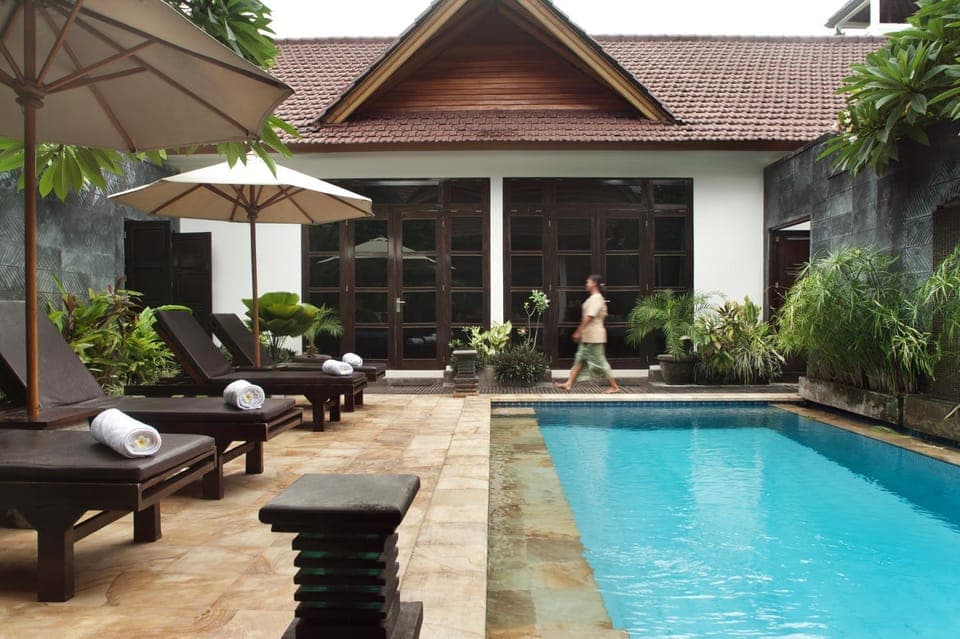 Garden, Swimming pool