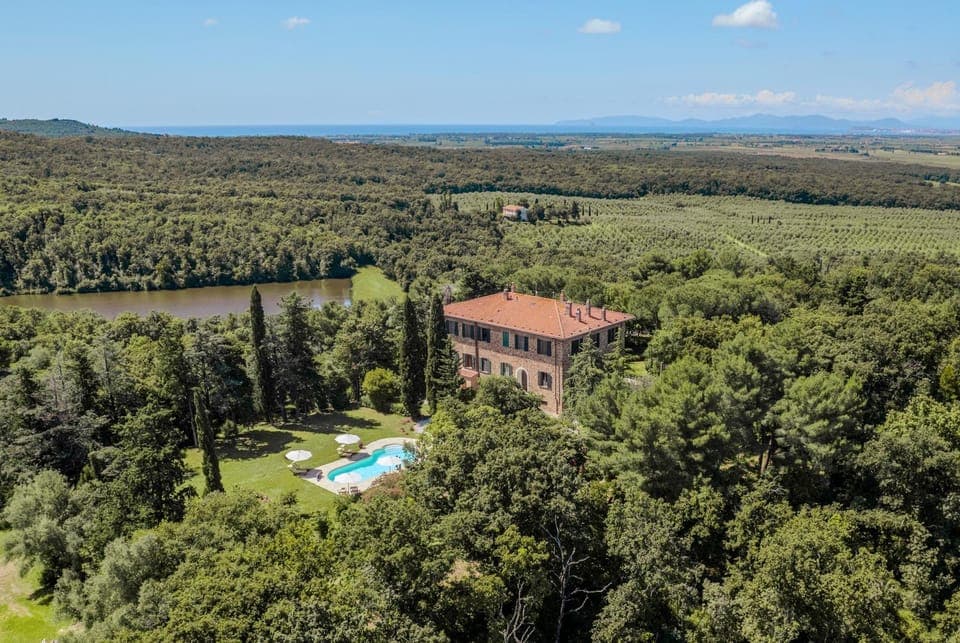 Property building, Garden, Garden view