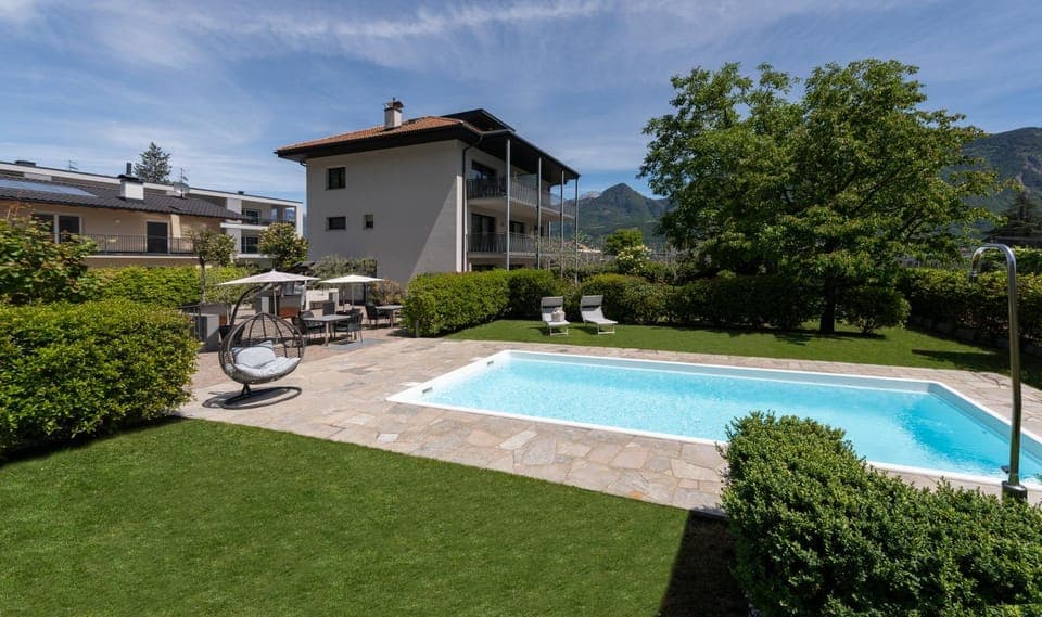 Property building, Summer, Garden, Garden view, Pool view, Swimming pool