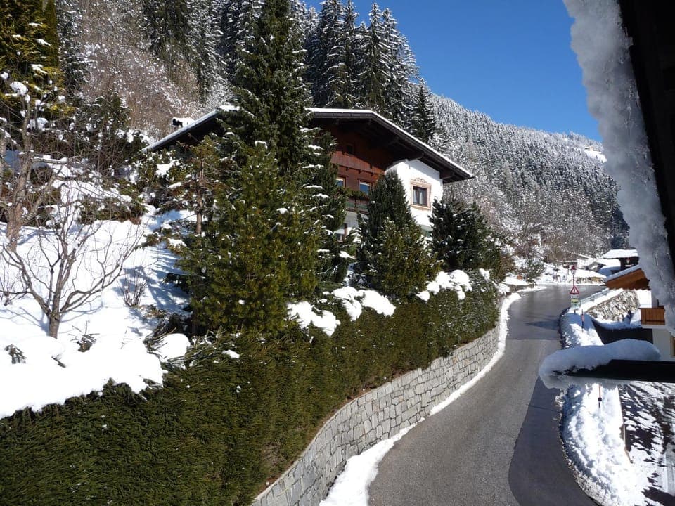 Facade/entrance, Winter, Summer, Balcony/Terrace