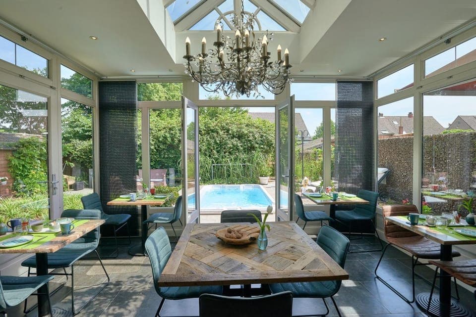 Property building, Breakfast, Buffet breakfast