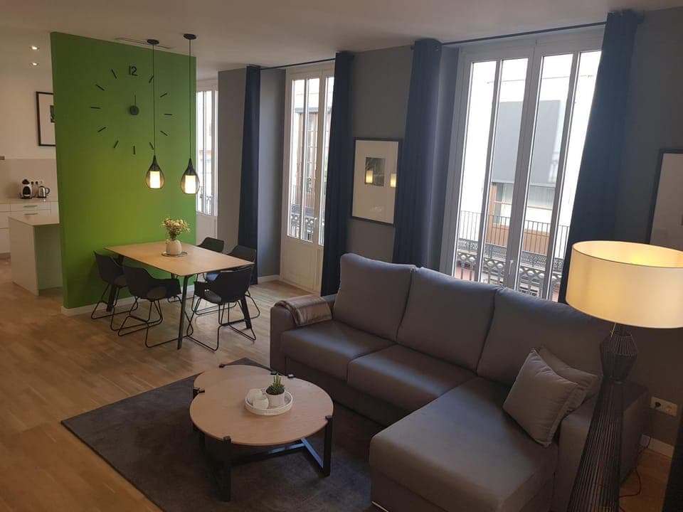 Living room, Food