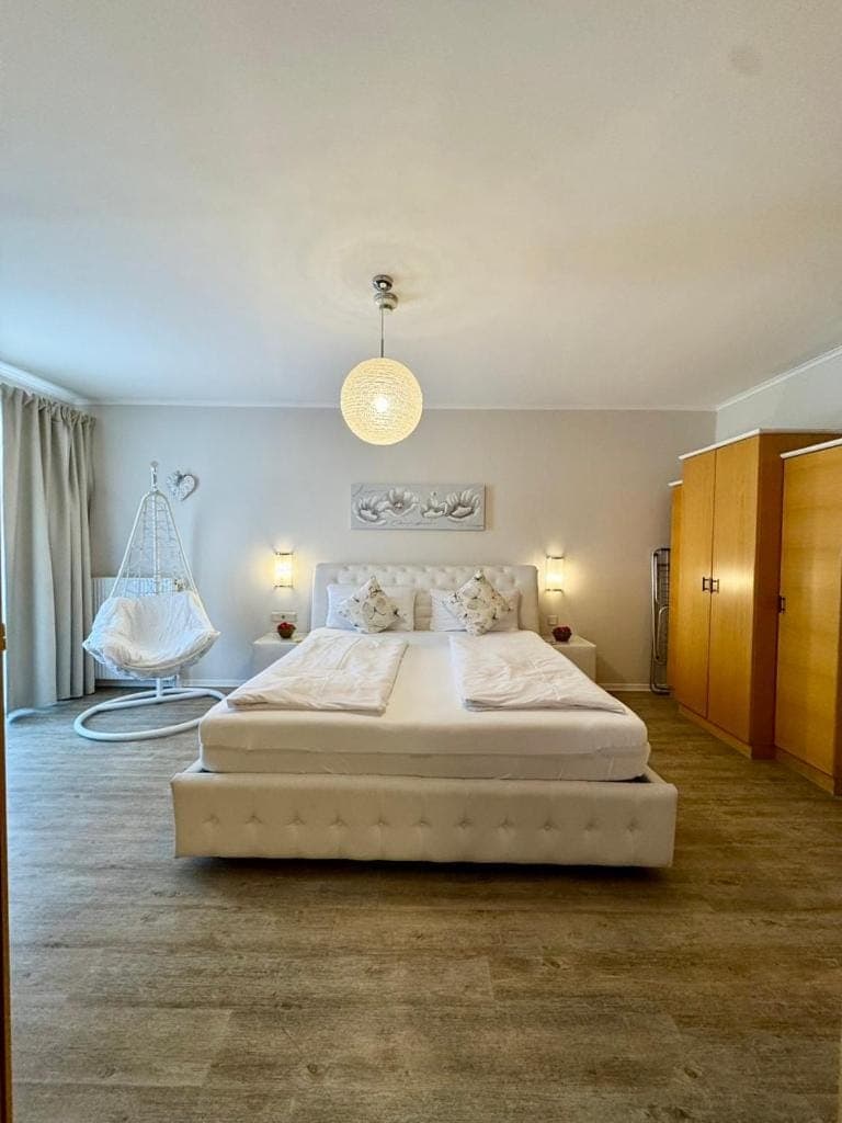 Bed, Bedroom, wardrobe