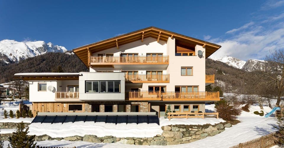 Property building, View (from property/room)